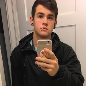 Meet your Posher, Cody